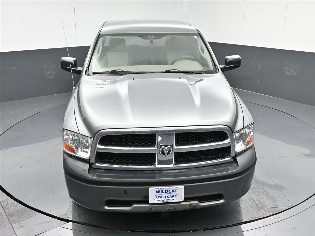 Dodge 1500 ST Quad Cab 4WD 2010 Dodge 1500 ST Quad Cab 4WD 2010