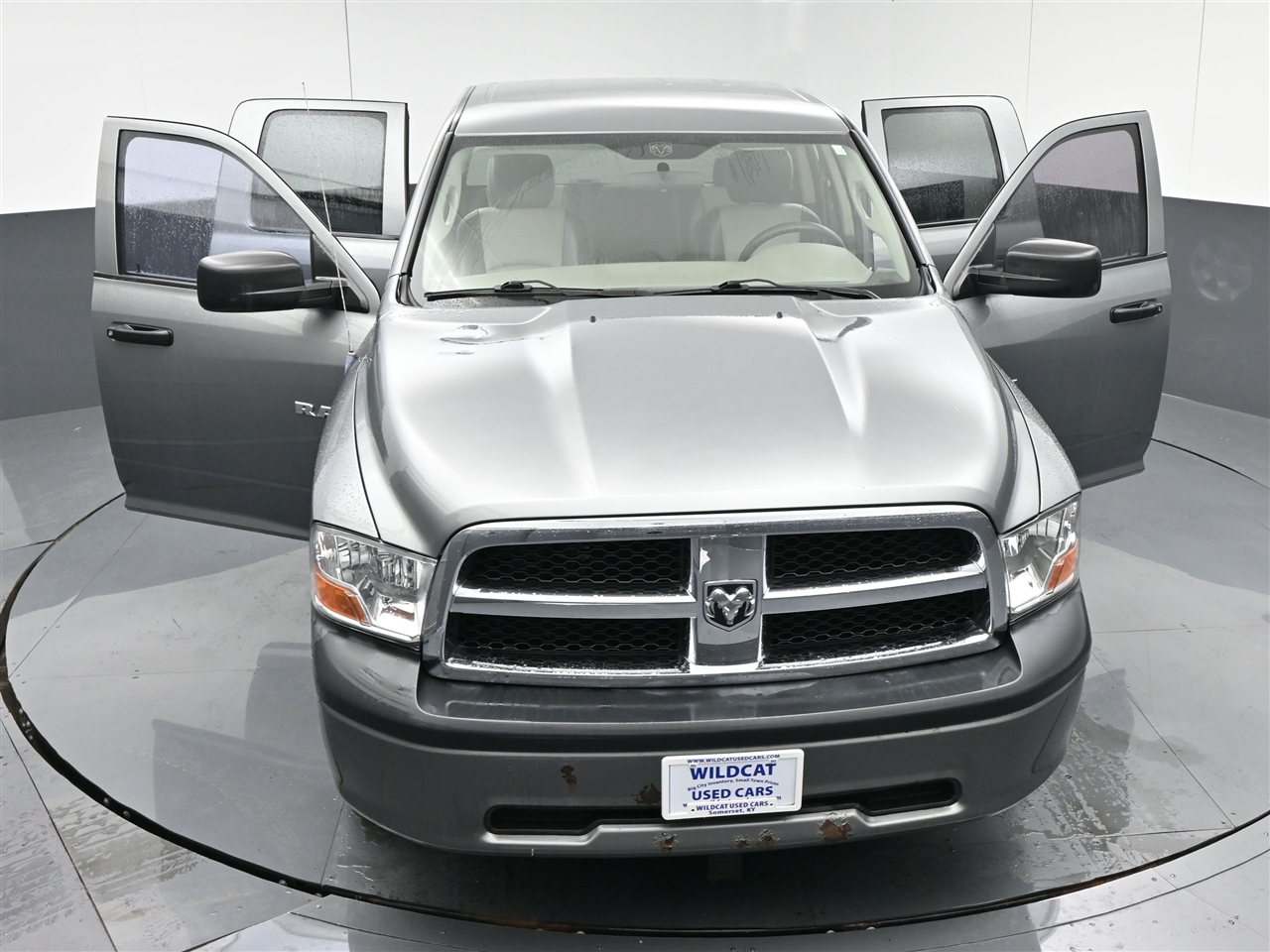 Dodge 1500 ST Quad Cab 4WD 2010 Dodge 1500 ST Quad Cab 4WD 2010