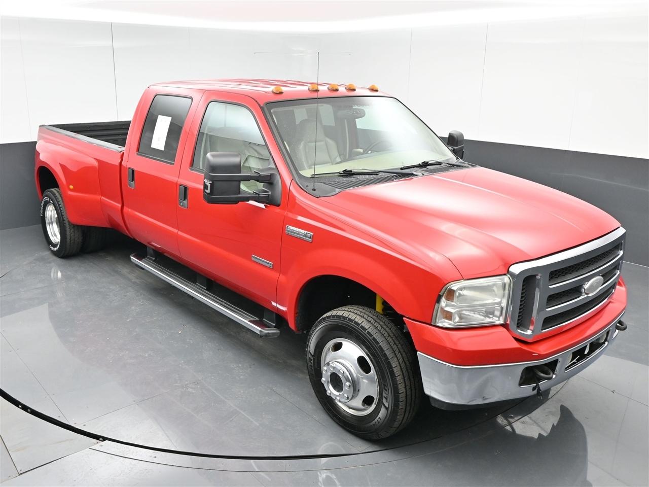 Ford F-350 SD Lariat Crew Cab 4WD DRW 2005
