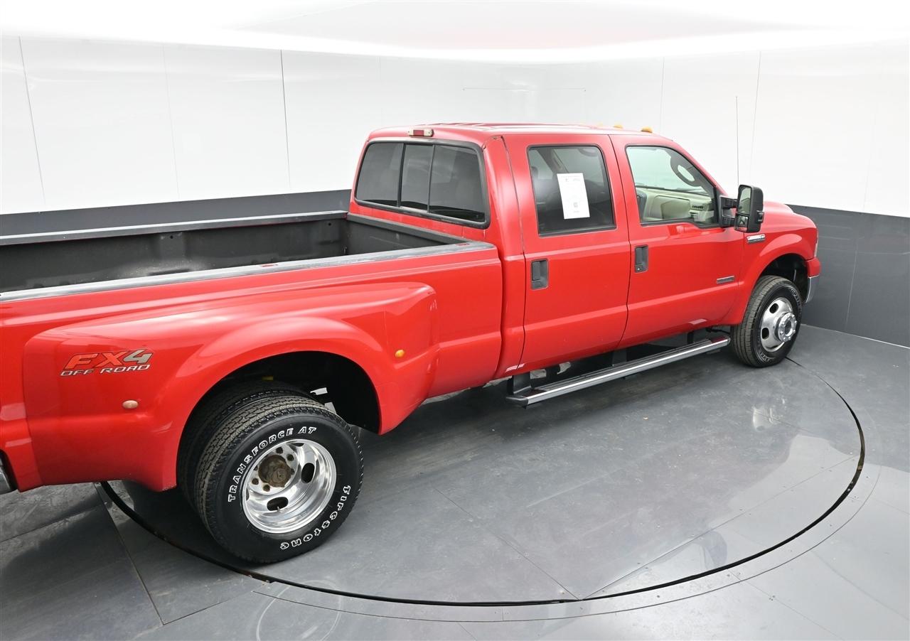 Ford F-350 SD Lariat Crew Cab 4WD DRW 2005