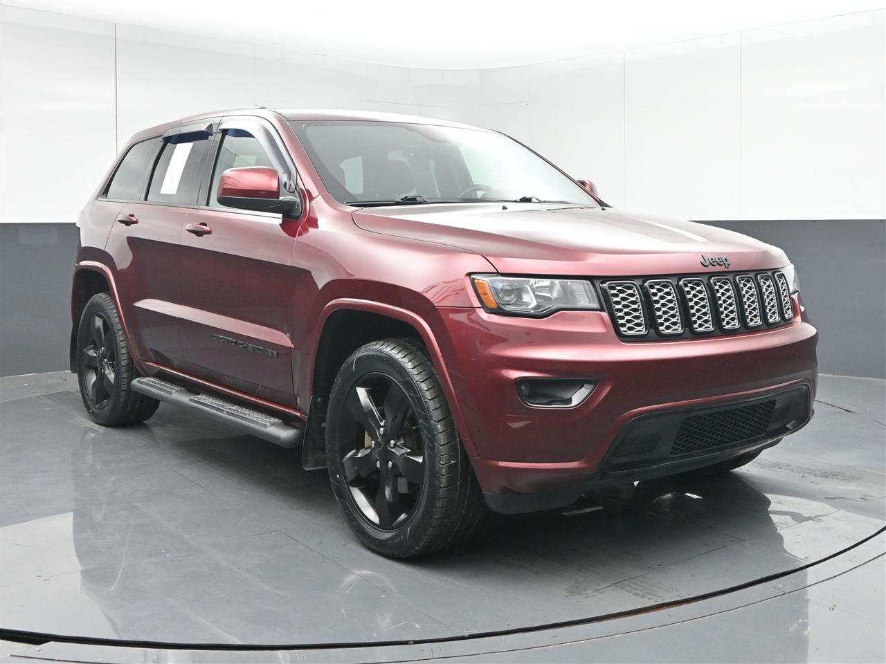 Jeep Grand Cherokee Laredo 4WD 2018