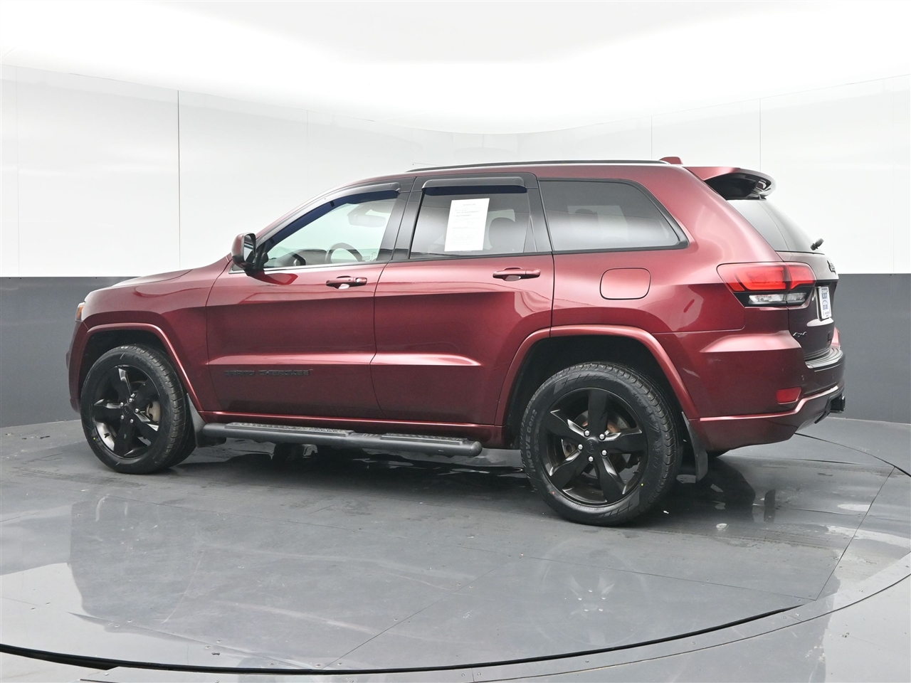 Jeep Grand Cherokee Laredo 4WD 2018