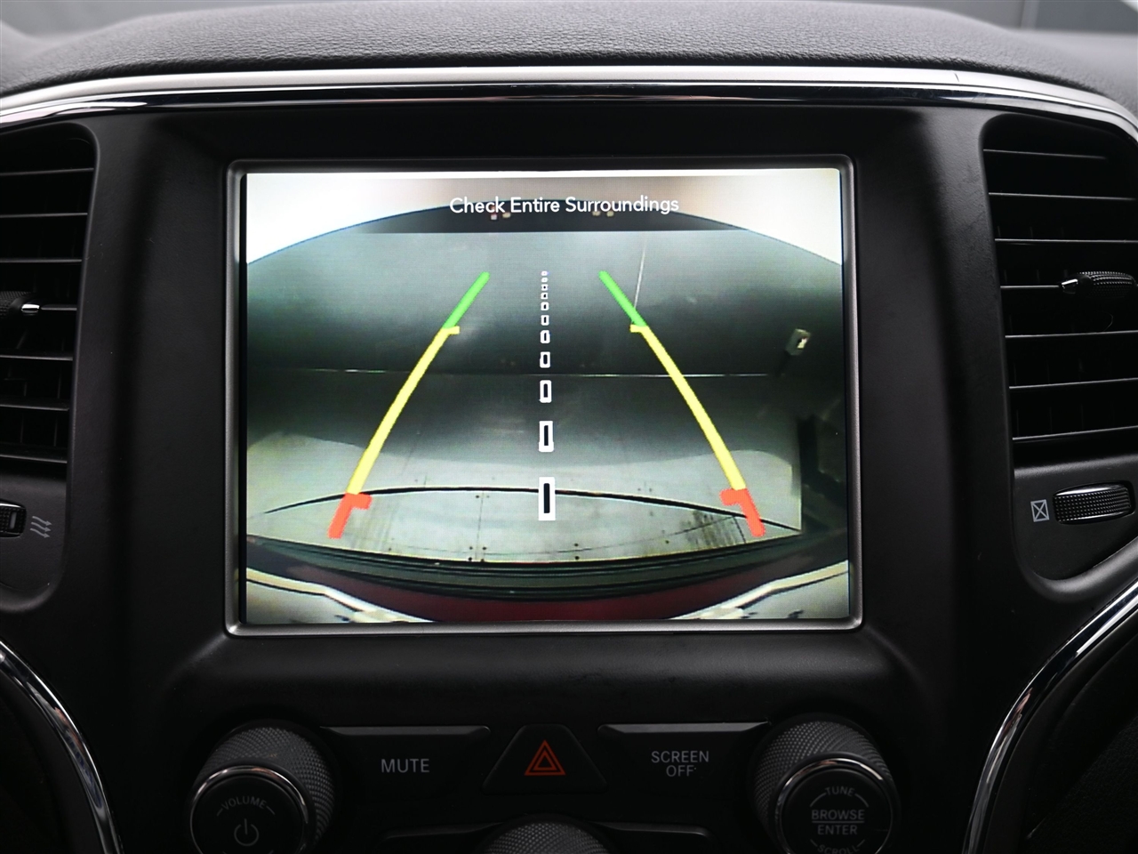 Jeep Grand Cherokee Laredo 4WD 2018