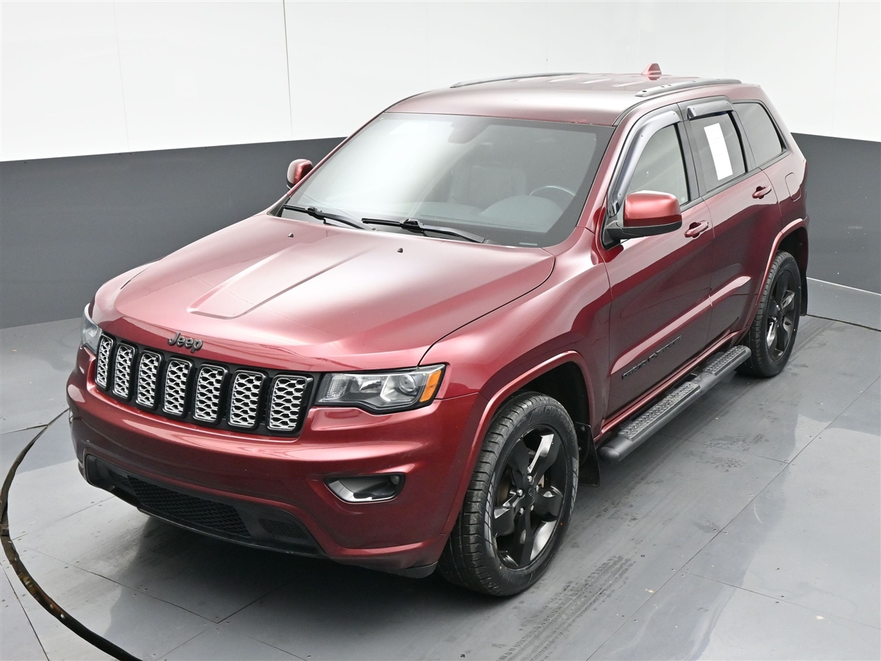 Jeep Grand Cherokee Laredo 4WD 2018