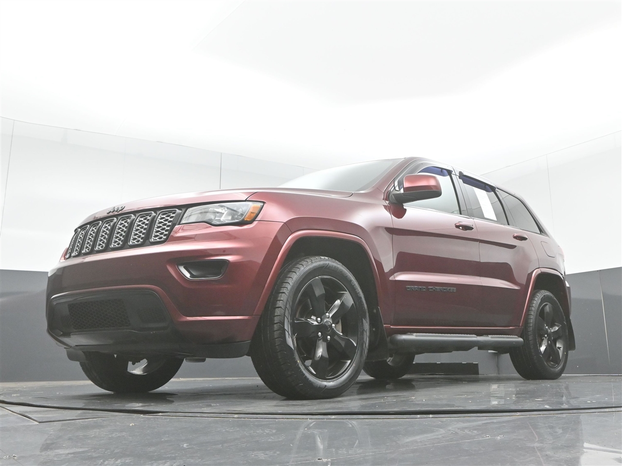 Jeep Grand Cherokee Laredo 4WD 2018