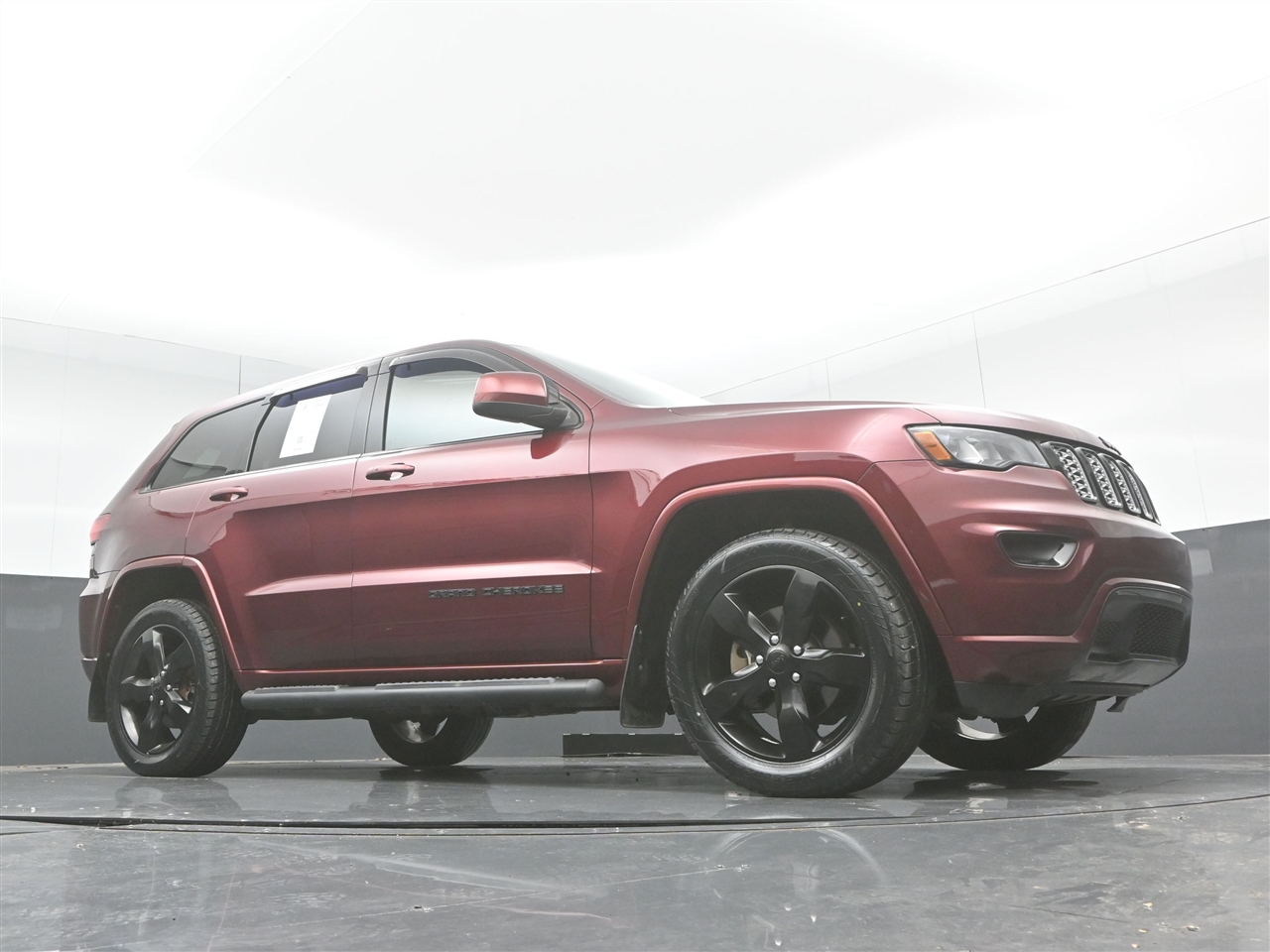 Jeep Grand Cherokee Laredo 4WD 2018