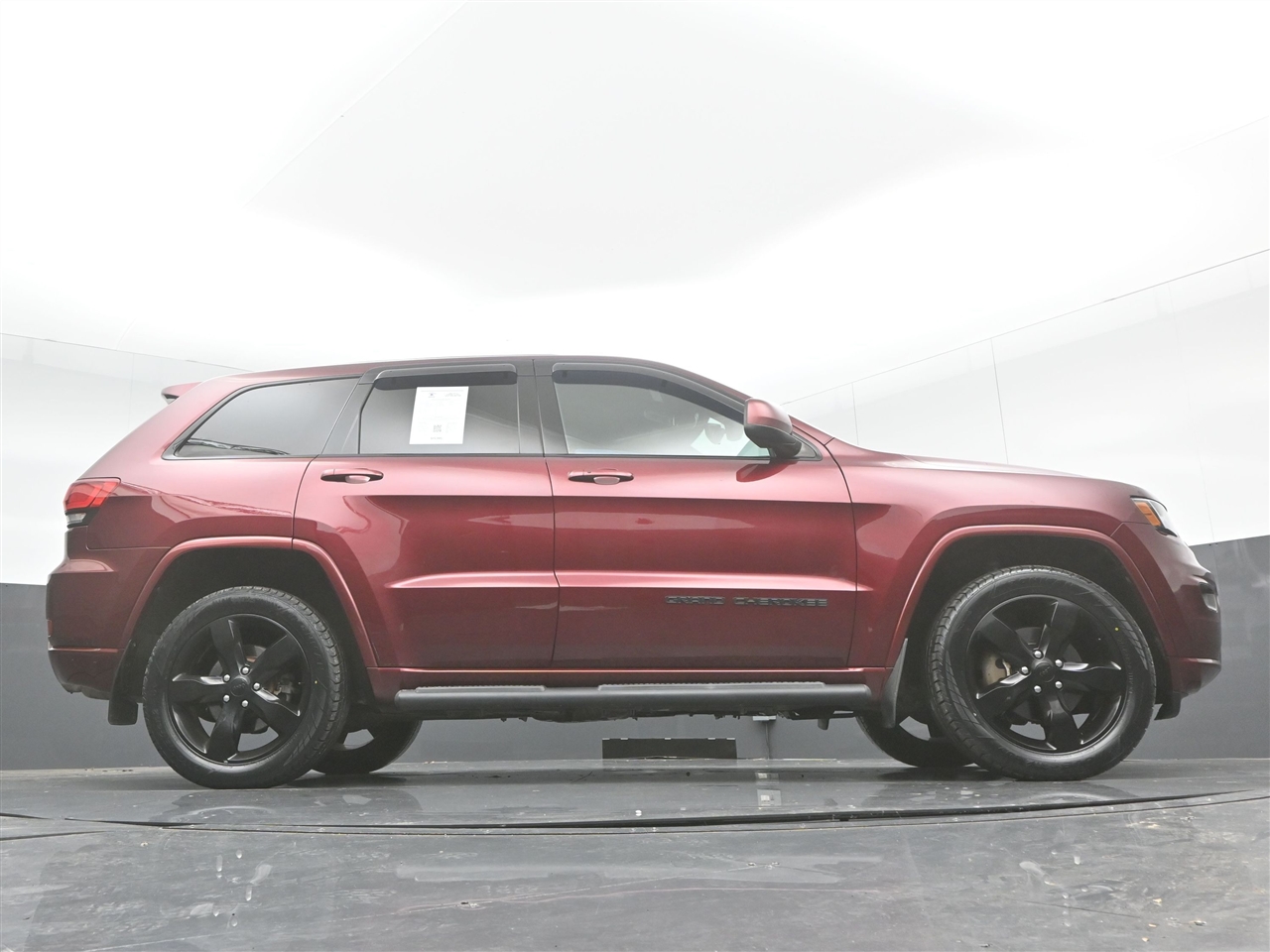 Jeep Grand Cherokee Laredo 4WD 2018