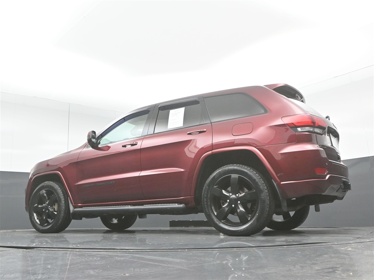 Jeep Grand Cherokee Laredo 4WD 2018