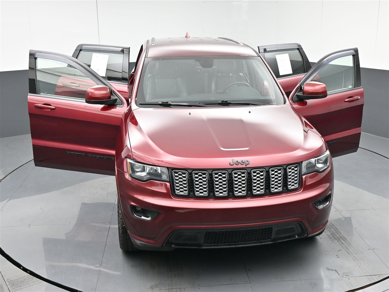 Jeep Grand Cherokee Laredo 4WD 2018