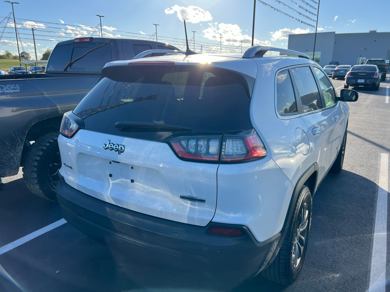 Jeep Cherokee Latitude Plus 4WD 2019 Jeep Cherokee Latitude Plus 4WD 2019