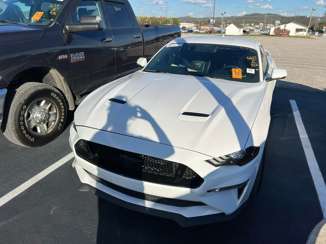 2021 Ford Mustang GT Premium photo 2