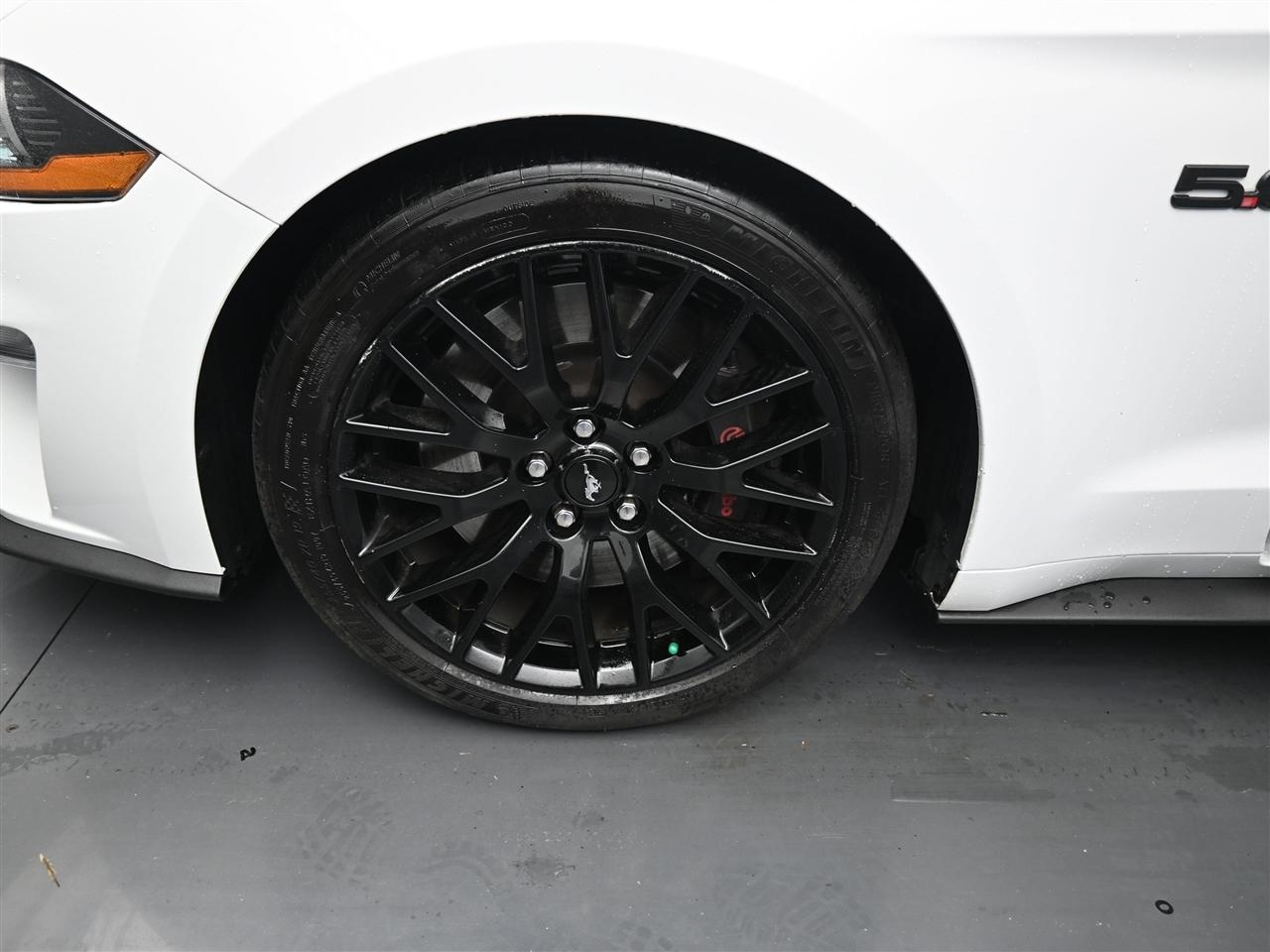 Ford Mustang GT Premium Coupe 2021