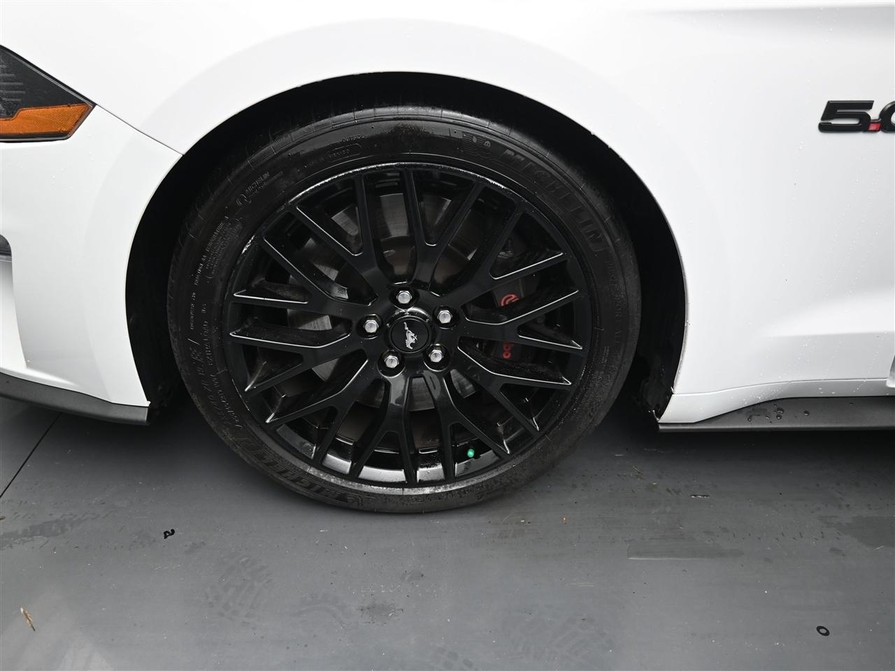 Ford Mustang GT Premium Coupe 2021