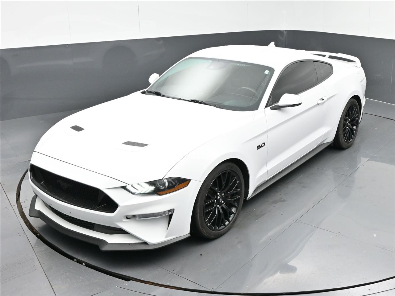 Ford Mustang GT Premium Coupe 2021