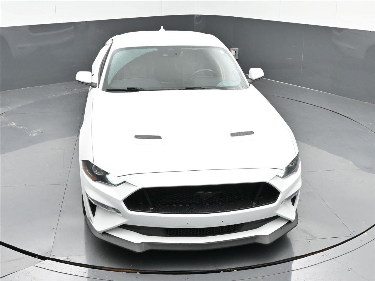 Ford Mustang GT Premium Coupe 2021