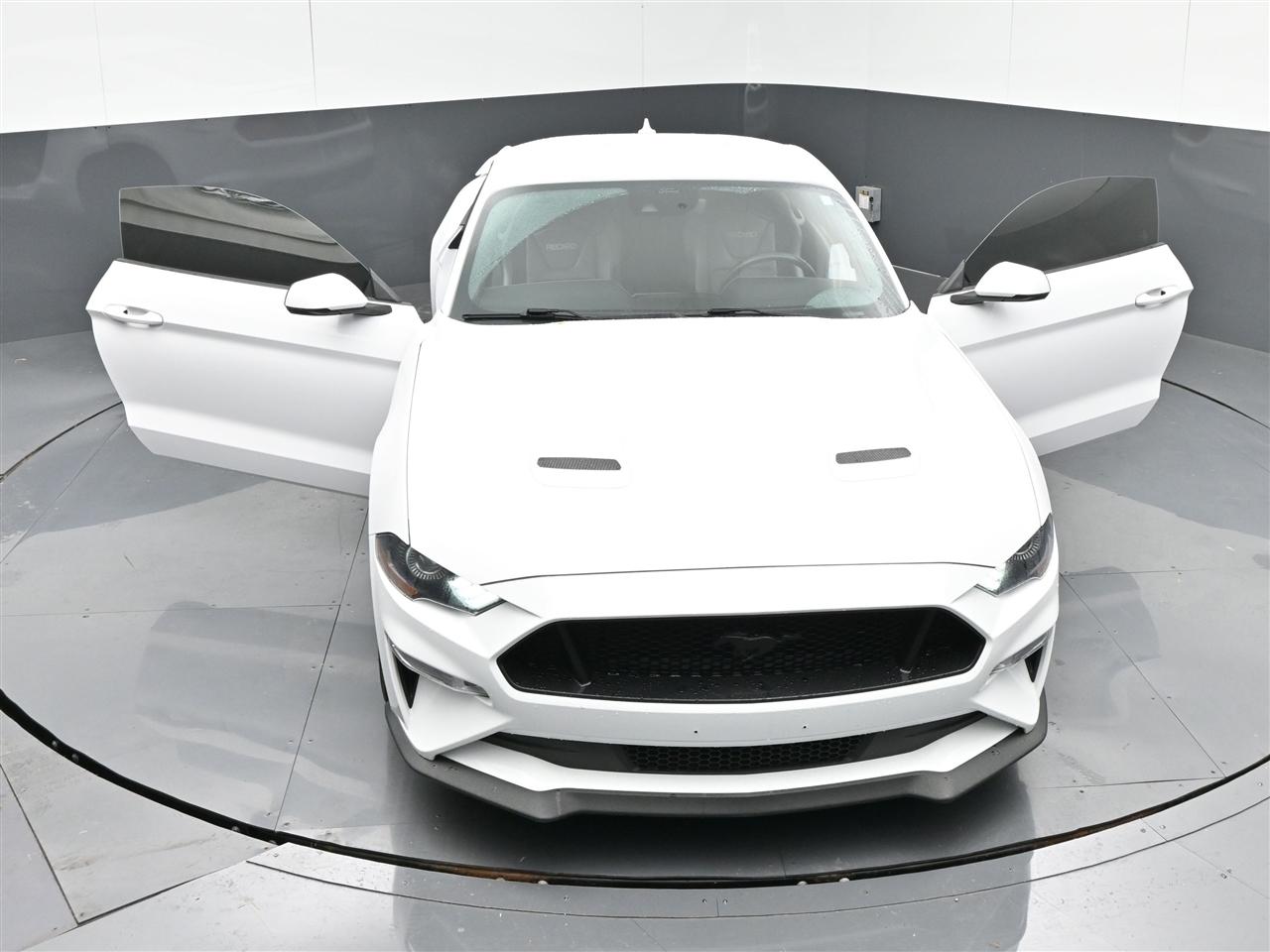 Ford Mustang GT Premium Coupe 2021