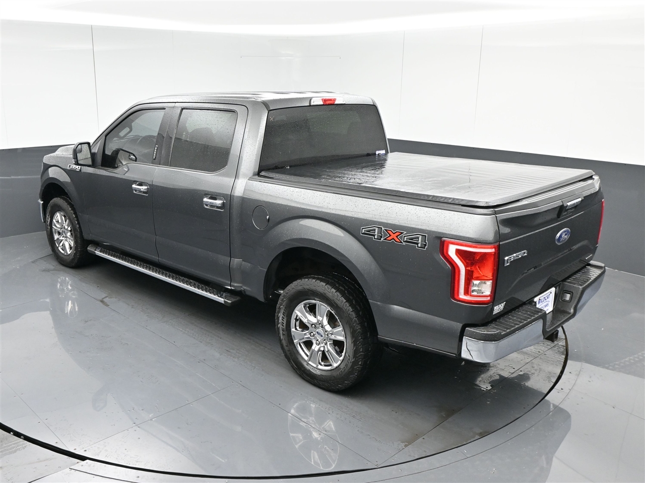 Ford F-150 XLT SuperCrew 5.5-ft. Bed 4WD 2016 Ford F-150 XLT SuperCrew 5.5-ft. Bed 4WD 2016