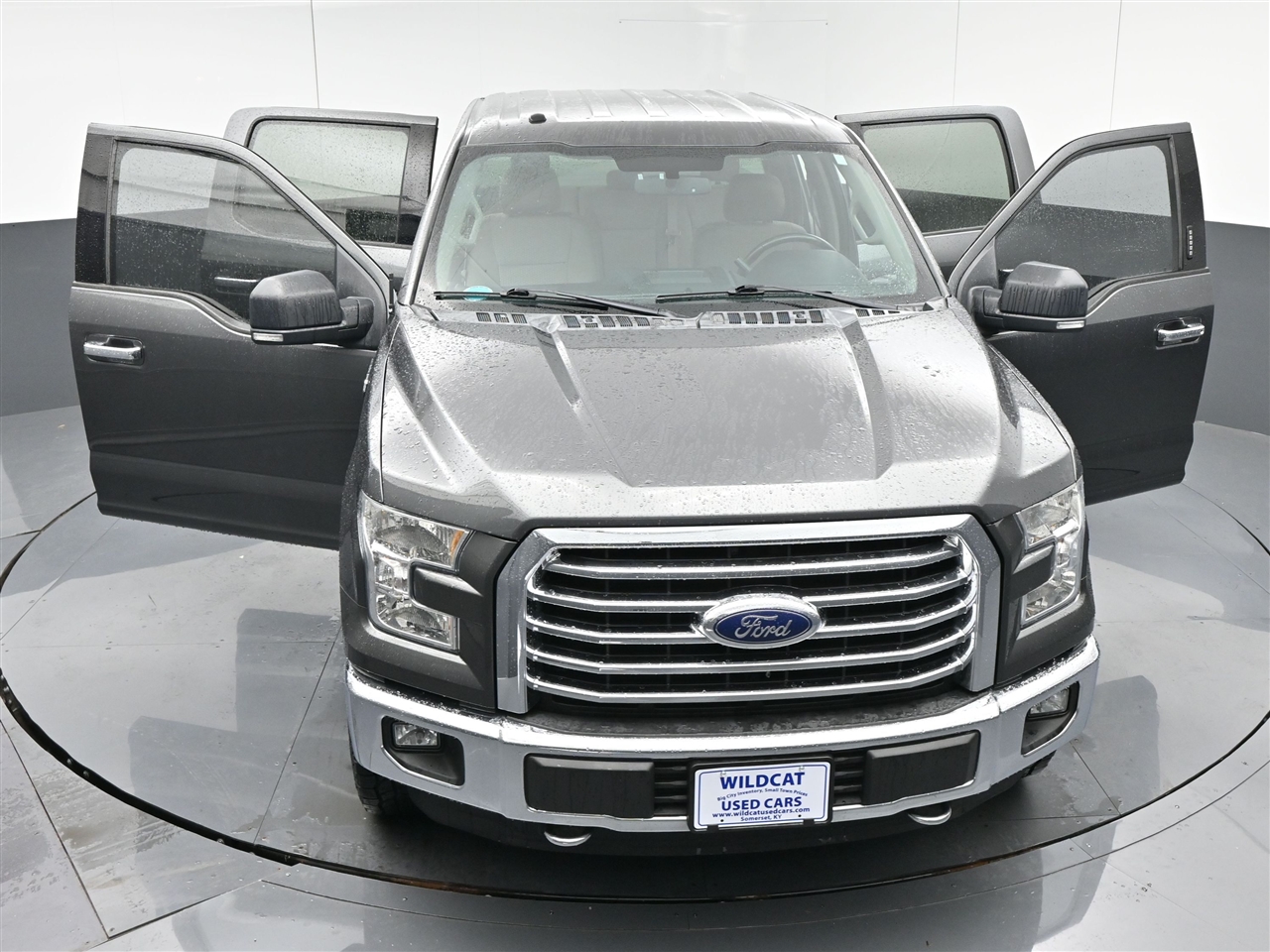 Ford F-150 XLT SuperCrew 5.5-ft. Bed 4WD 2016 Ford F-150 XLT SuperCrew 5.5-ft. Bed 4WD 2016