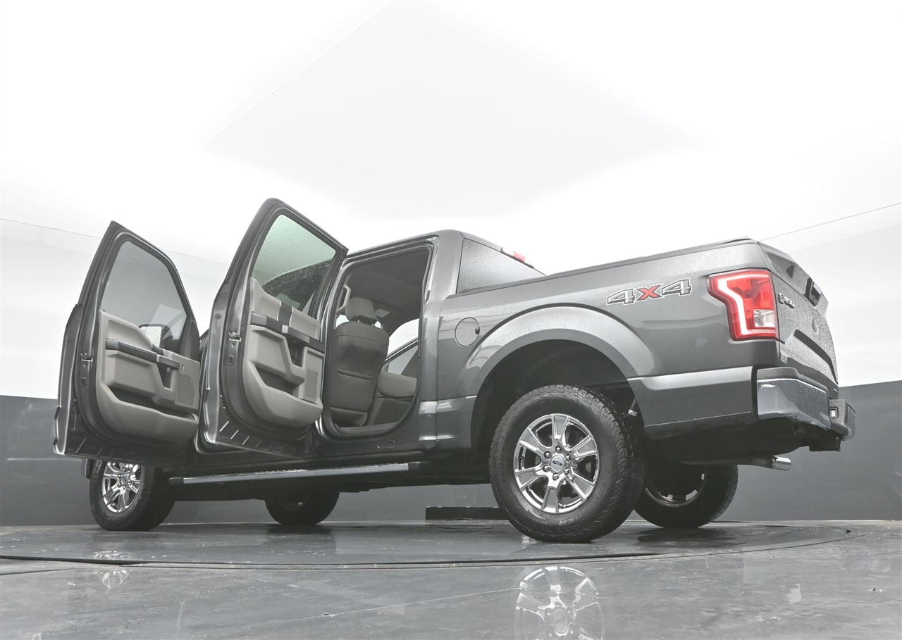 Ford F-150 XLT SuperCrew 5.5-ft. Bed 4WD 2016 Ford F-150 XLT SuperCrew 5.5-ft. Bed 4WD 2016