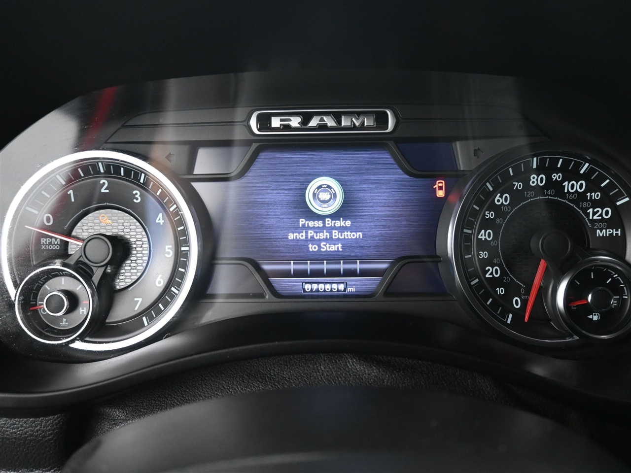 RAM 2500 Laramie Crew Cab SWB 4WD 2019 RAM 2500 Laramie Crew Cab SWB 4WD 2019