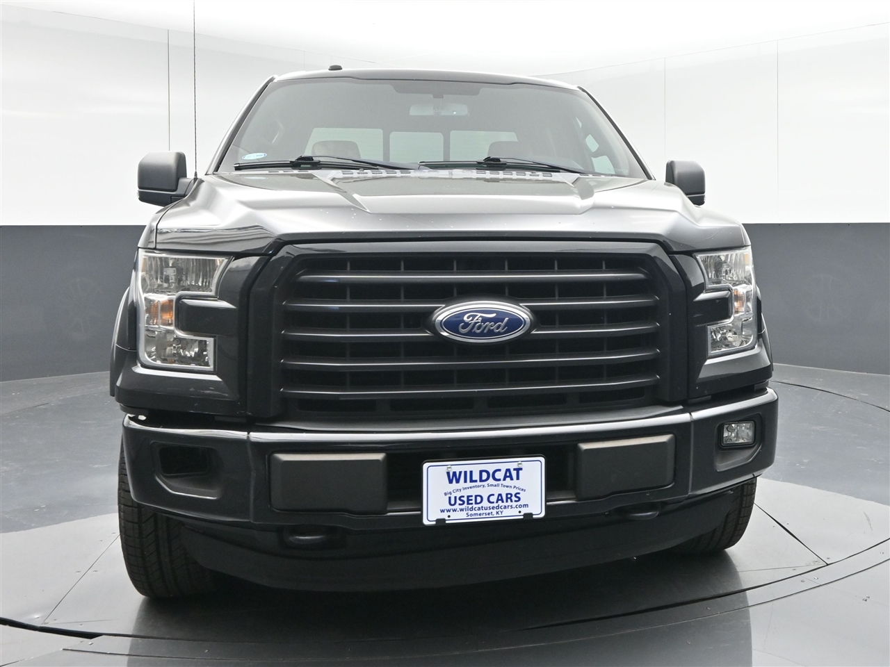 Ford F-150 XLT SuperCrew 5.5-ft. Bed 4WD 2016 Ford F-150 XLT SuperCrew 5.5-ft. Bed 4WD 2016