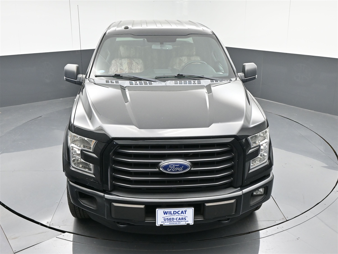 Ford F-150 XLT SuperCrew 5.5-ft. Bed 4WD 2016 Ford F-150 XLT SuperCrew 5.5-ft. Bed 4WD 2016