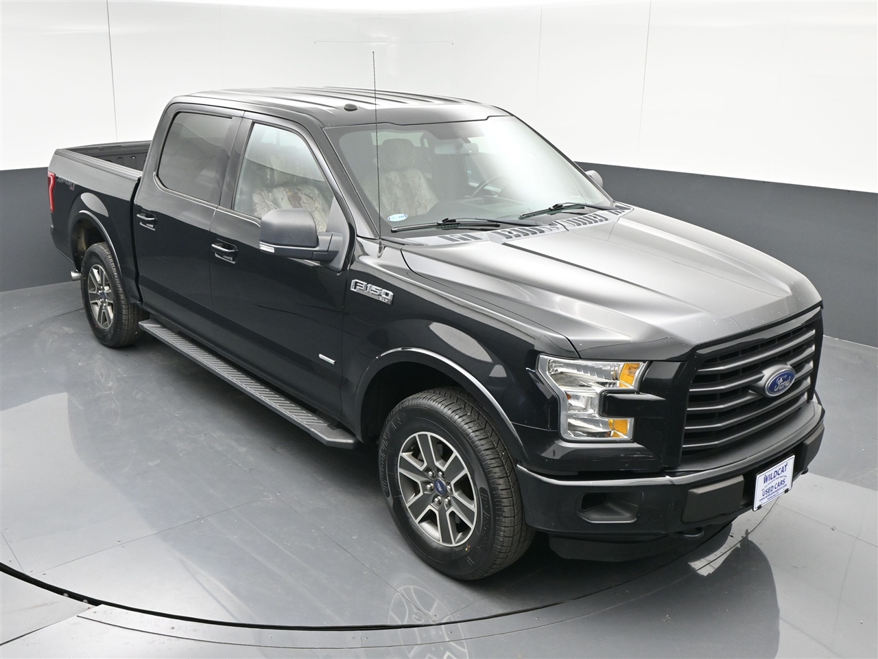 Ford F-150 XLT SuperCrew 5.5-ft. Bed 4WD 2016 Ford F-150 XLT SuperCrew 5.5-ft. Bed 4WD 2016