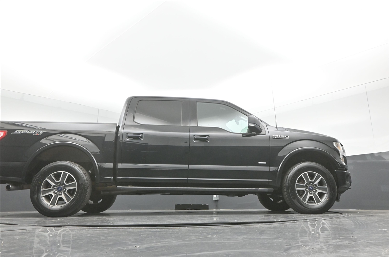 Ford F-150 XLT SuperCrew 5.5-ft. Bed 4WD 2016 Ford F-150 XLT SuperCrew 5.5-ft. Bed 4WD 2016