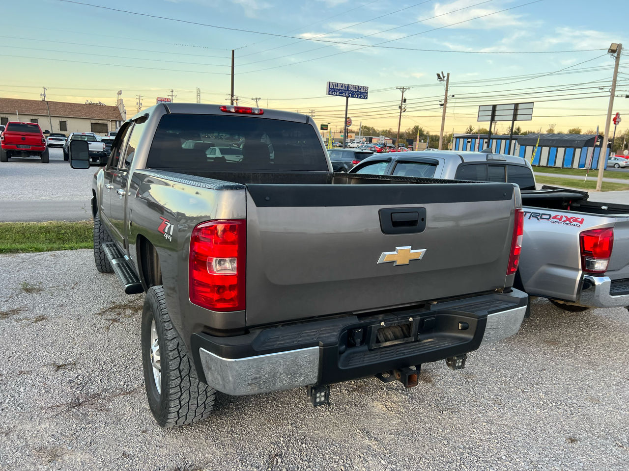 Chevrolet Silverado 2500HD LT Crew Cab 4WD 2011 Chevrolet Silverado 2500HD LT Crew Cab 4WD 2011