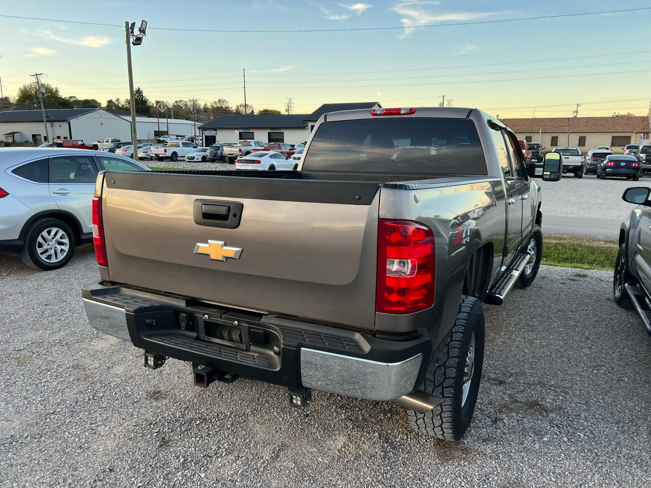 Chevrolet Silverado 2500HD LT Crew Cab 4WD 2011 Chevrolet Silverado 2500HD LT Crew Cab 4WD 2011