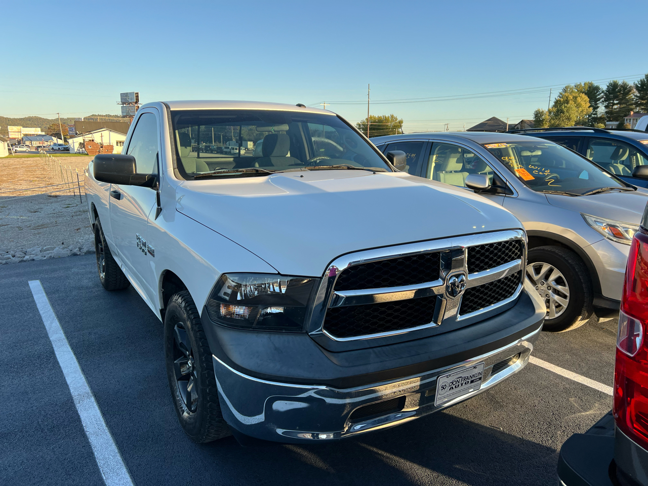 RAM 1500 Tradesman Regular Cab SWB 2WD 2015 RAM 1500 Tradesman Regular Cab SWB 2WD 2015