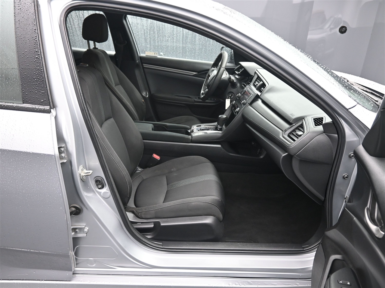 Honda Civic Hatchback LX CVT 2018 Honda Civic Hatchback LX CVT 2018