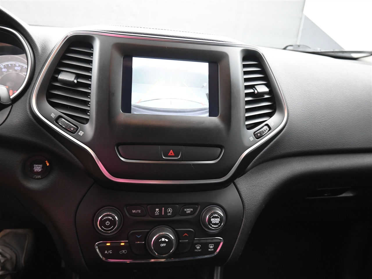 Jeep Cherokee Latitude Plus 4WD 2019