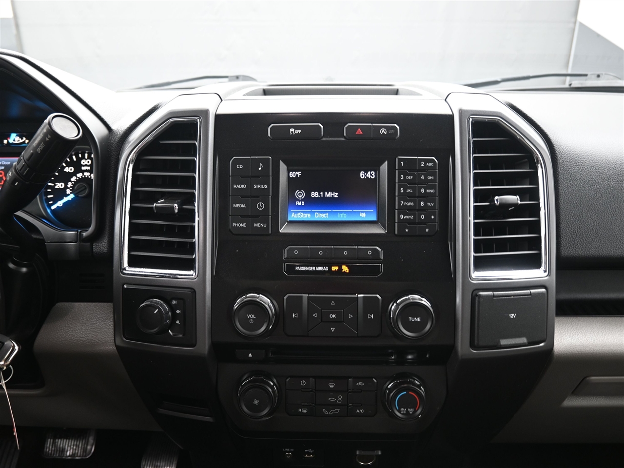 Ford F-150 XLT SuperCab 8-ft. Bed 4WD 2015