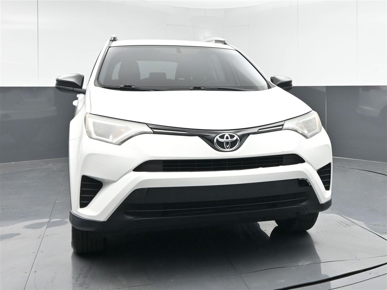 Toyota RAV4 LE AWD 2016