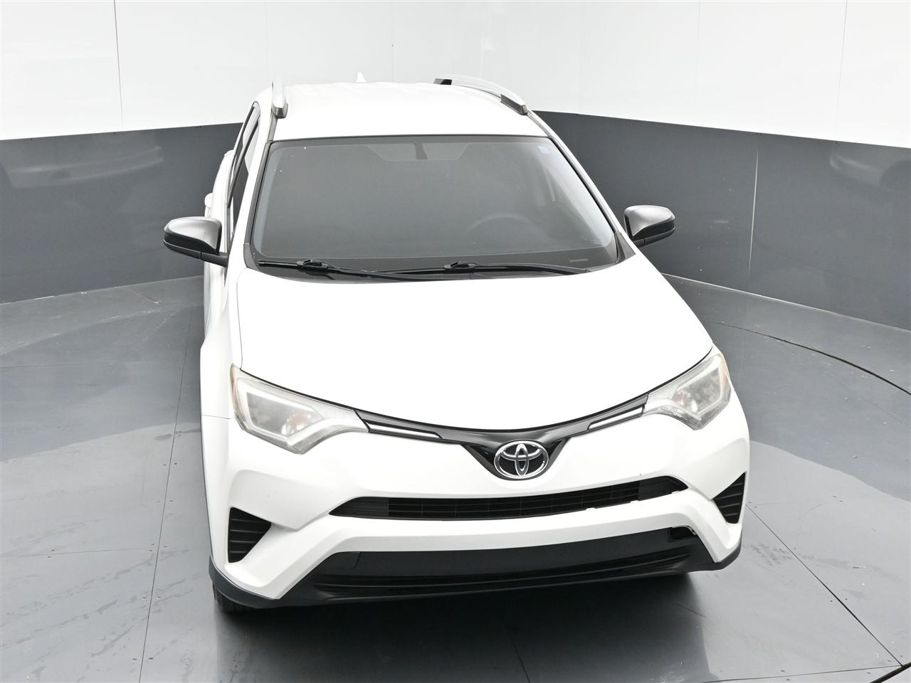 Toyota RAV4 LE AWD 2016