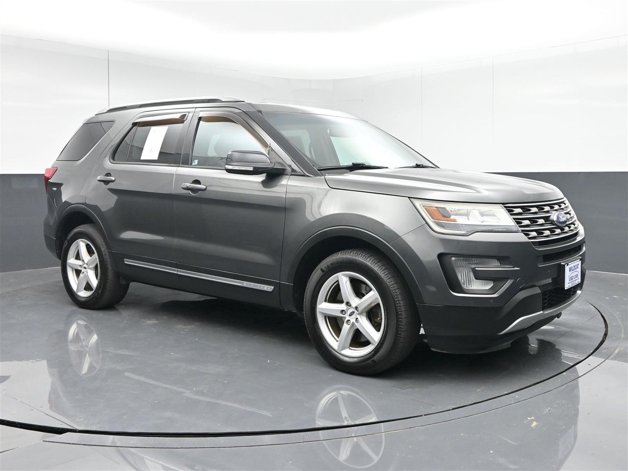 Ford Explorer XLT 4WD 2017