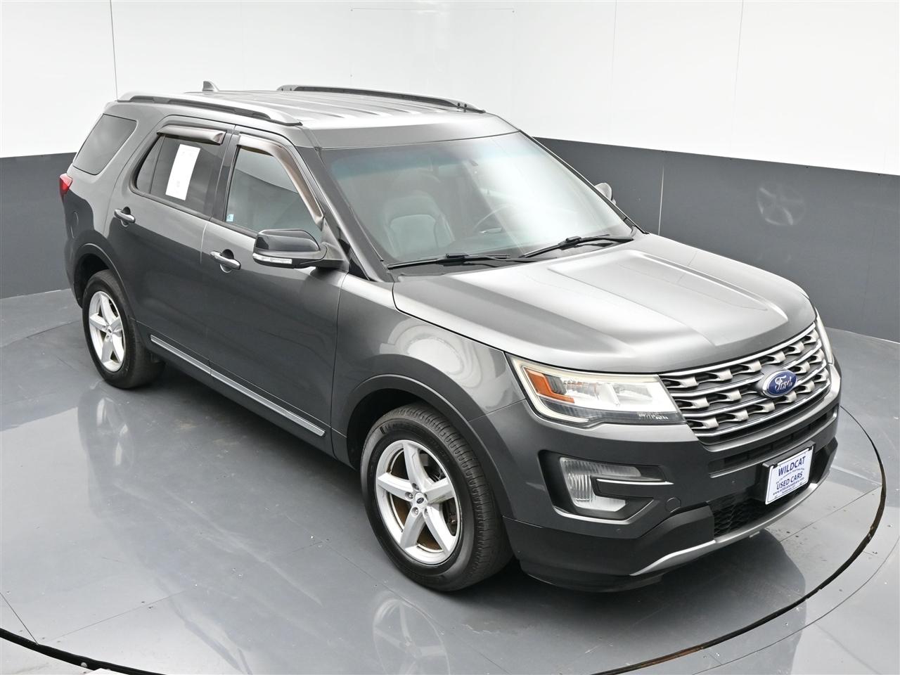 Ford Explorer XLT 4WD 2017