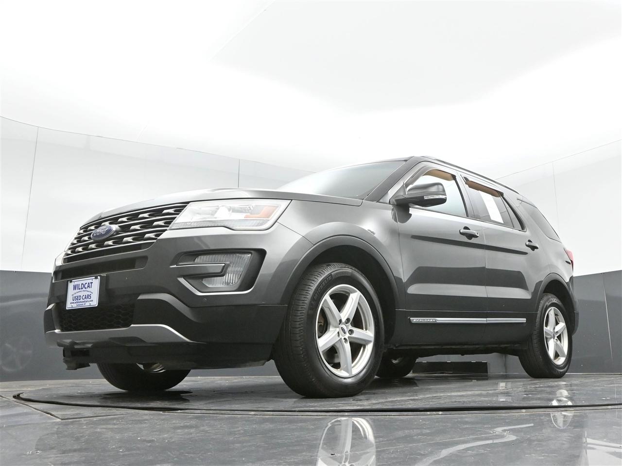 Ford Explorer XLT 4WD 2017