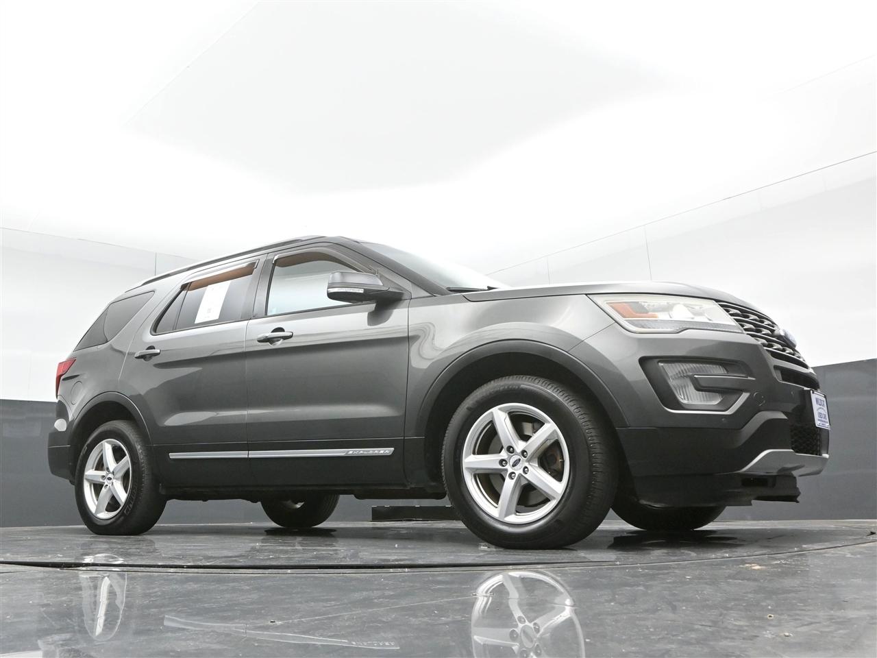 Ford Explorer XLT 4WD 2017