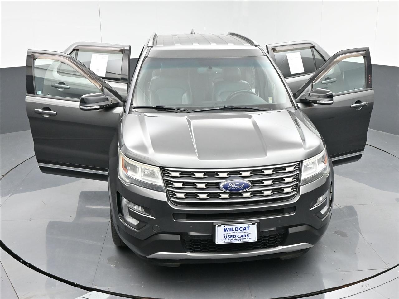 Ford Explorer XLT 4WD 2017