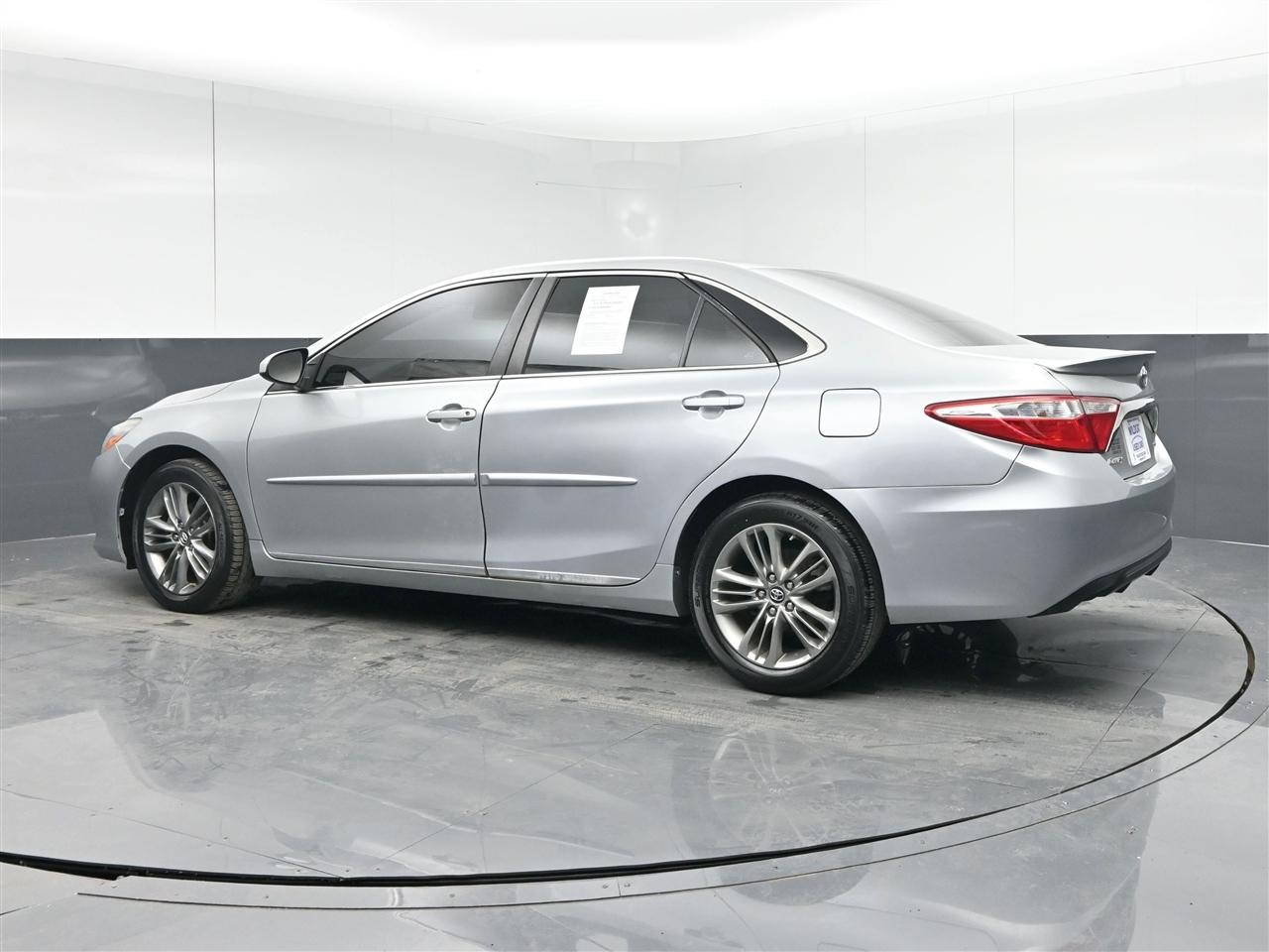 Toyota Camry SE 2017