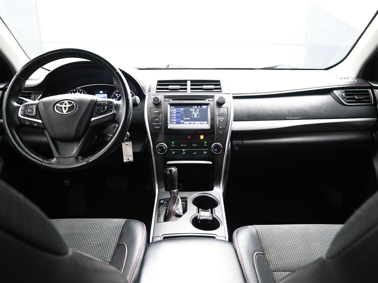 Toyota Camry SE 2017