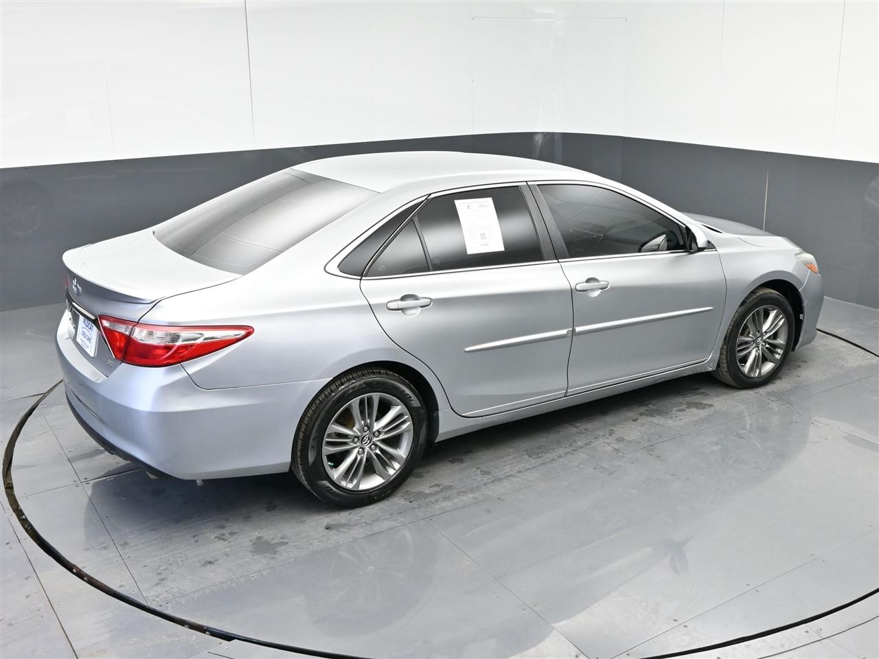 Toyota Camry SE 2017