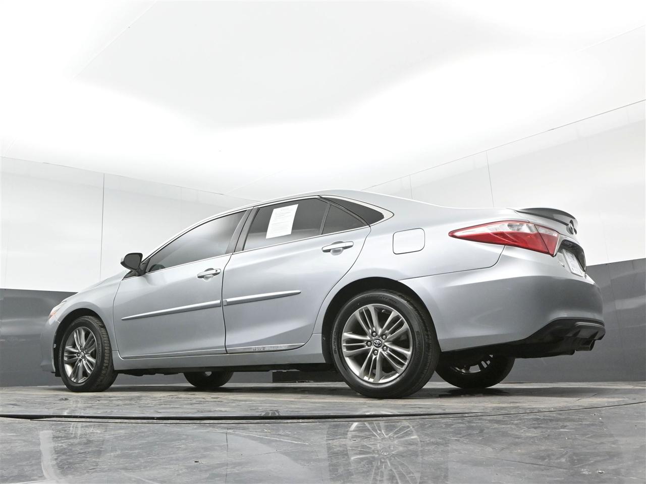 Toyota Camry SE 2017