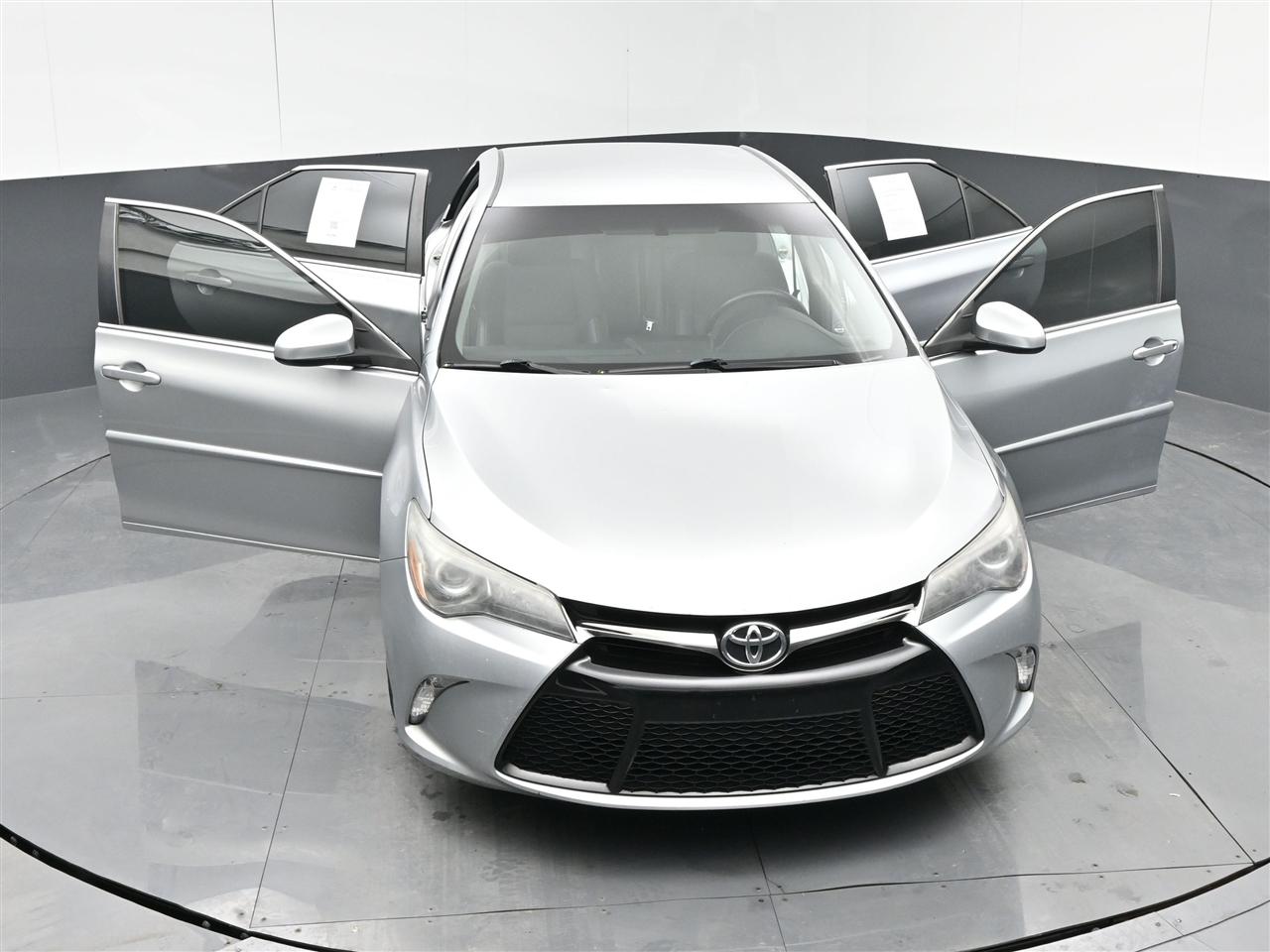 Toyota Camry SE 2017