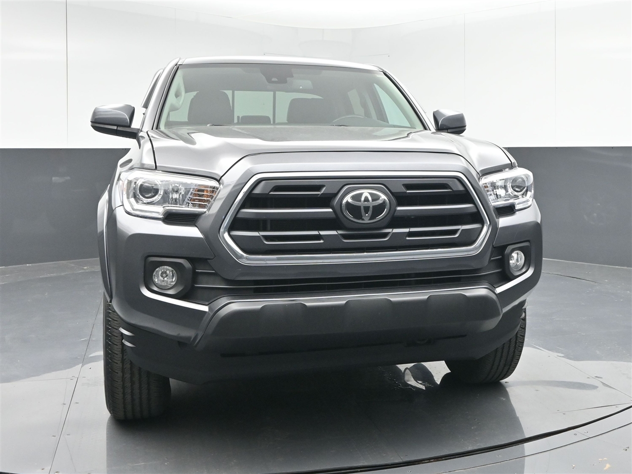 2019 Toyota Tacoma SR5 Double Cab Long Bed V6 photo 2