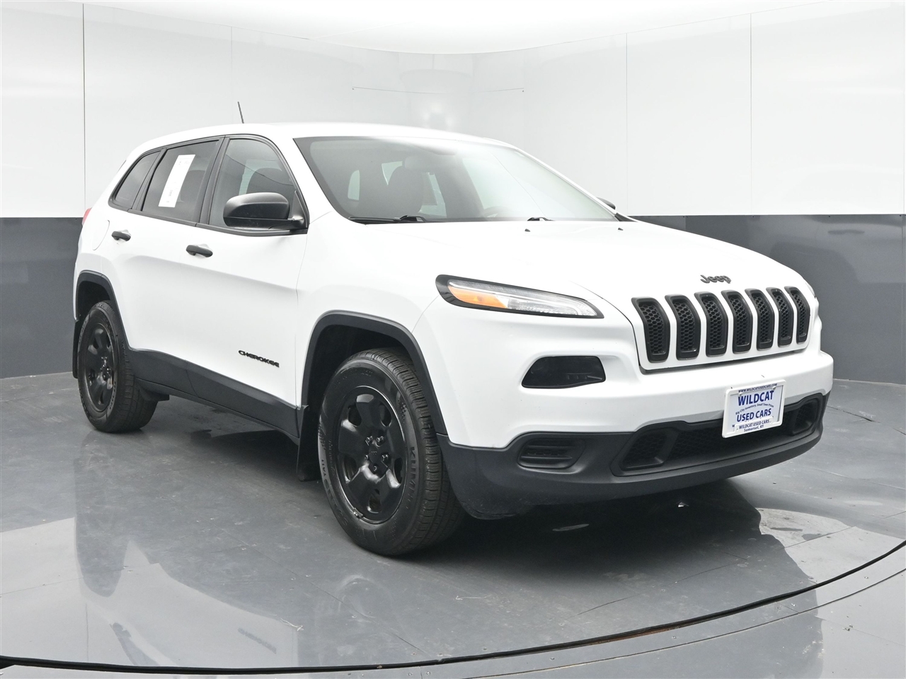 2017 Jeep Cherokee Sport's photo