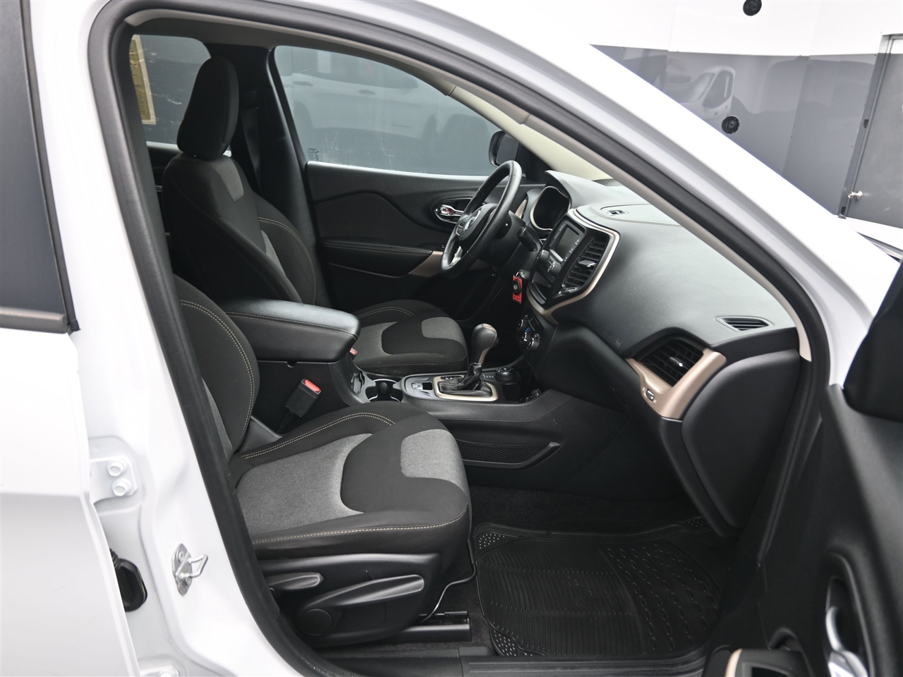 Jeep Cherokee Sport 4WD 2017