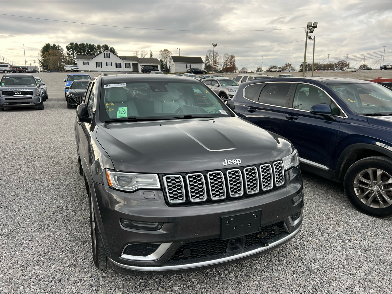 2017 Jeep Grand Cherokee Summit photo 2